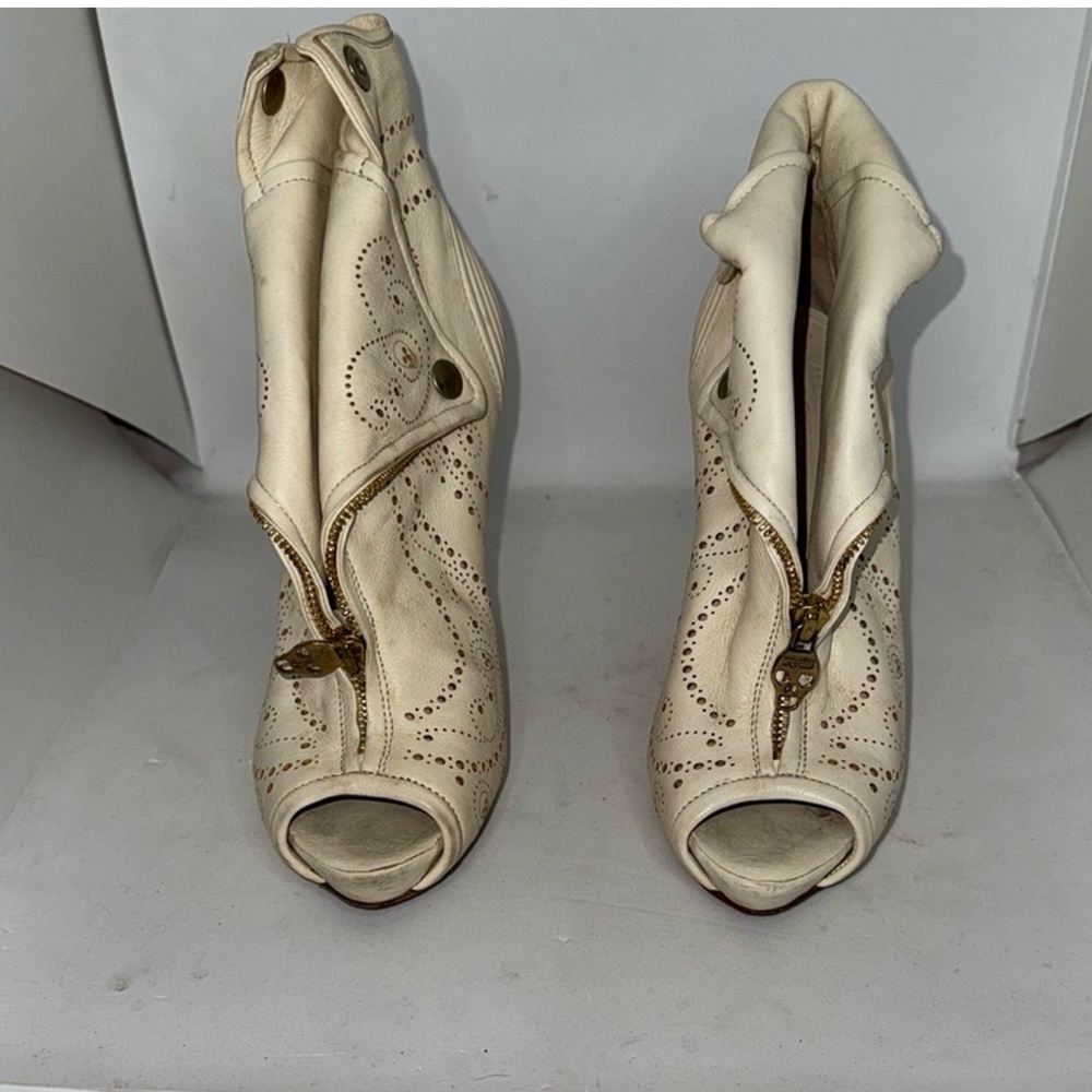 Alexander McQueen Heels